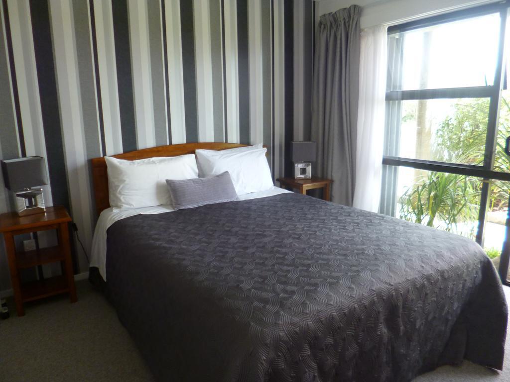 Opua Boutique Seaview Motel Oda fotoğraf